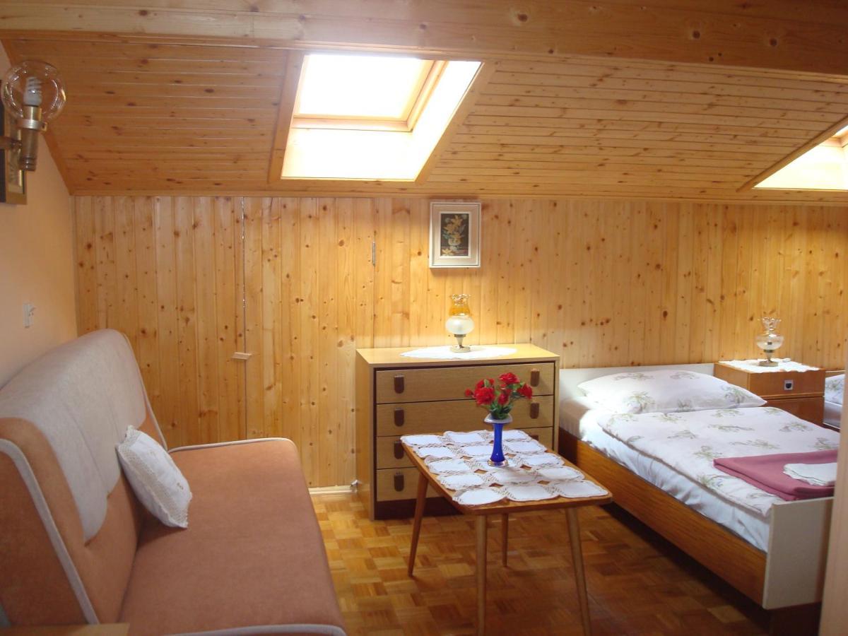 Apartmani Zafaranic Crikvenica Eksteriør billede