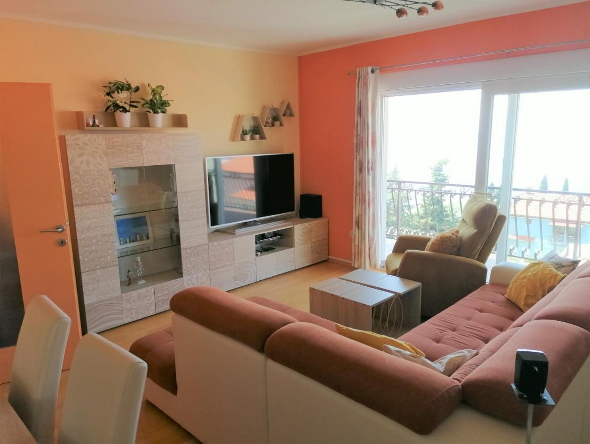 Apartmani Zafaranic Crikvenica Eksteriør billede