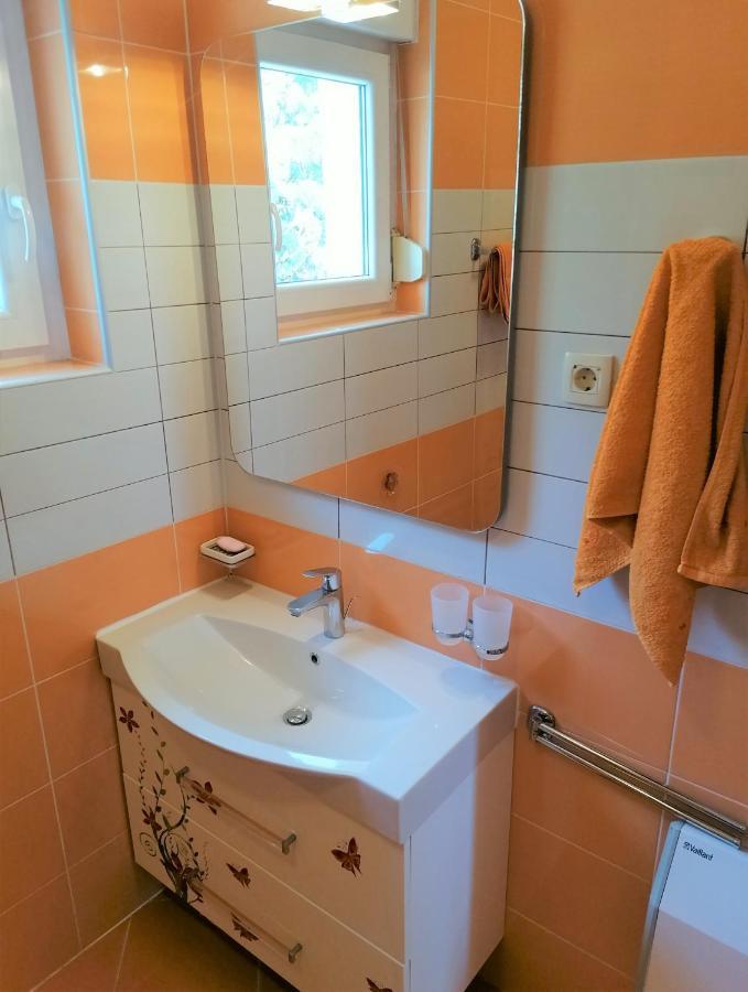 Apartmani Zafaranic Crikvenica Eksteriør billede